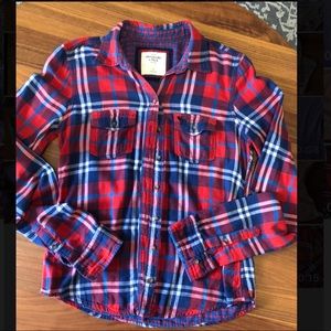 Abercrombie t-shirt🌷